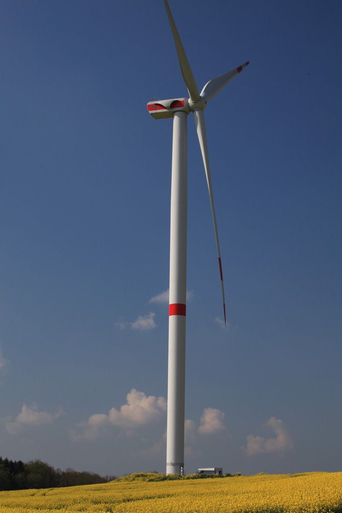 Figure 1. Prototype of the W2E-120/3.0fc, a 3 MW wind turbine designed and built by W2E Wind to Energy GmbH in Rostock, Germany.